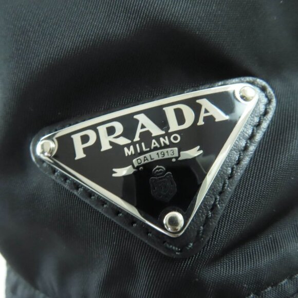 Prada 2 Hc281 Triangle Logo Re-nylon Bucket Hat Black main image 4
